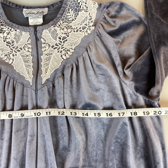 Gray Velour & Lace Zip Front Long Sleeve Long Robe - Picture 6 of 10